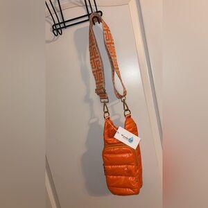 WanderFull hydrobag with strap. Clementine orange. New with tag.